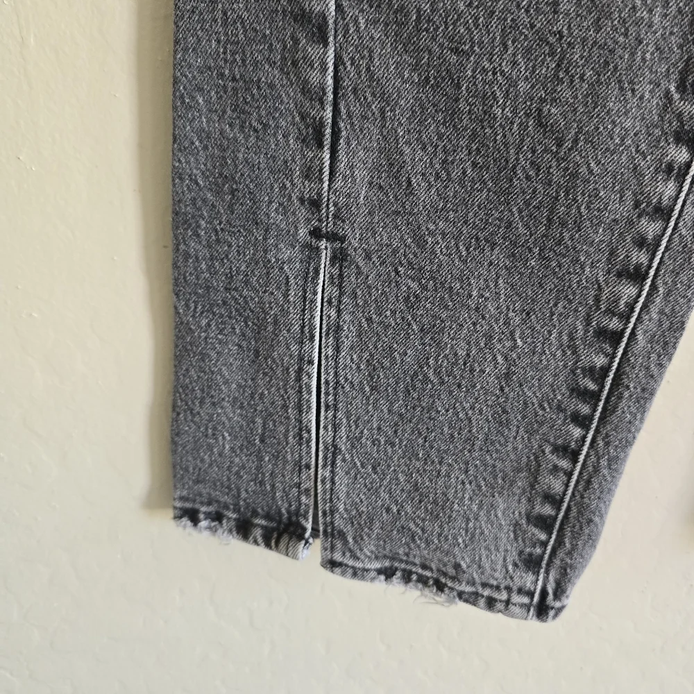 Good American Slit Hem Jeans Black acid wash Size 4/27